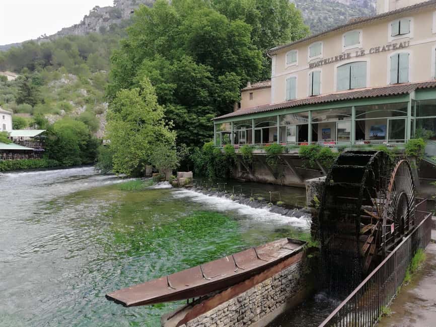 Immagine nº 6 di Da Marsiglia: Tour di un giorno del mercato e dei villaggi del Luberon attività a L'Isle-sur-la-Sorgue, caricata dal fornitore