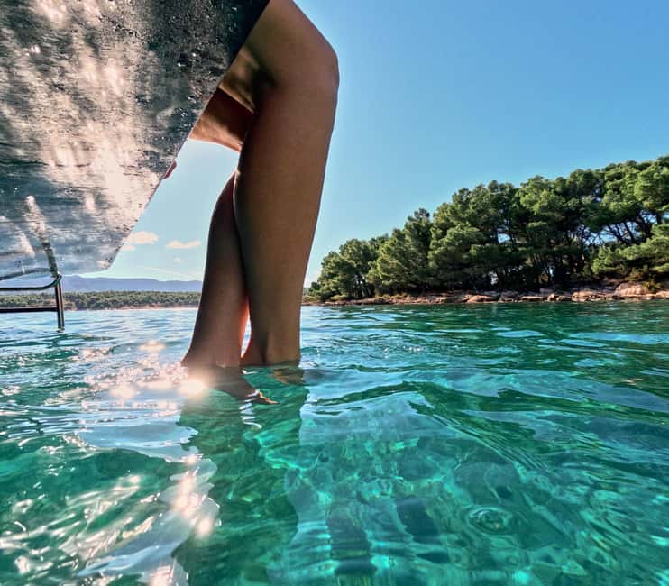 Bild Nr. 10 von Makarska: 3-Inseln Speedboat Tour mit Höhle und Blauer Lagune Aktivität in Dalmatien, hochgeladen vom Anbieter