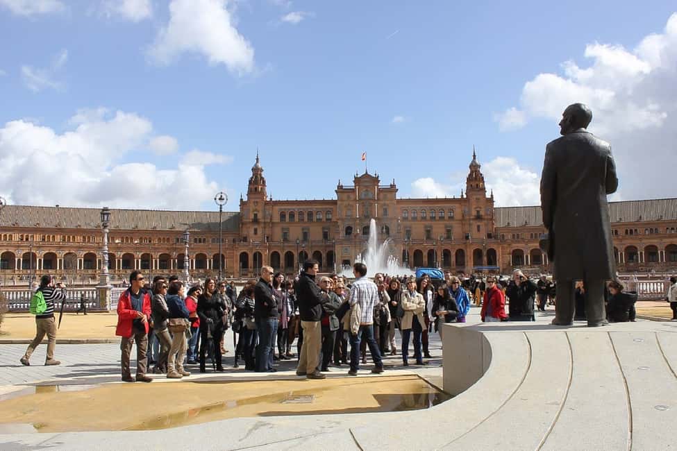 imagem n.3 de Segredos do Parque Maria Luisa e da Praça de Espanha atividade em Sevilha, carregada pelo fornecedor