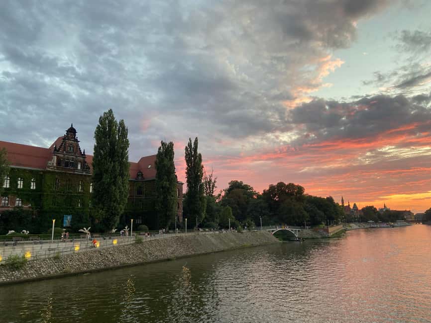 image n.9 of Night tour through Wroclaw activity in Wroclaw, uploaded by supplier