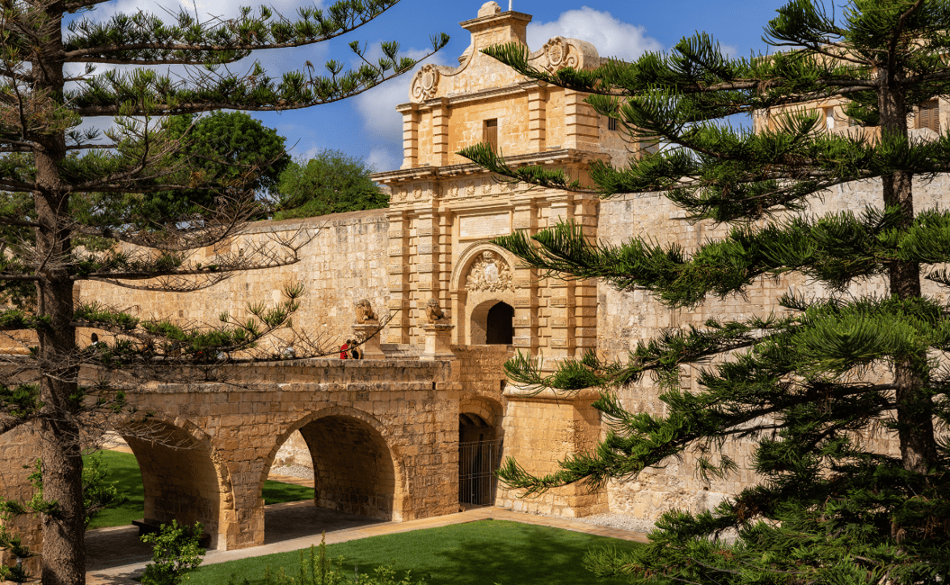 bild nr.6 av Malta: 3 städer, Marsaslokk, Blå grottan, Hagar Qim tempel aktivitet i Il-Qrendi, uppladdad av arrangören