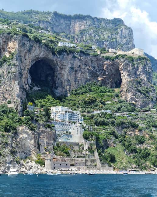 bild nr.5 av Positano: privat tur med båttur längs Amalfikusten aktivitet i Conca dei Marini, uppladdad av arrangören