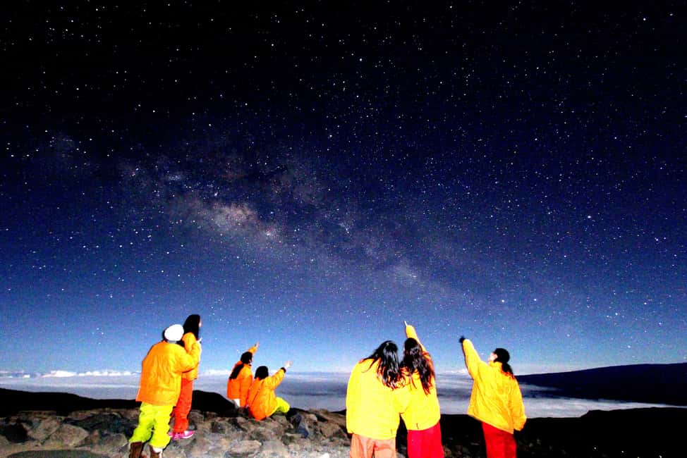 Immagine nº 3 di Tour al tramonto e alle stelle sulla cima del Mauna Kea con foto attività a Hawaii, caricata dal fornitore