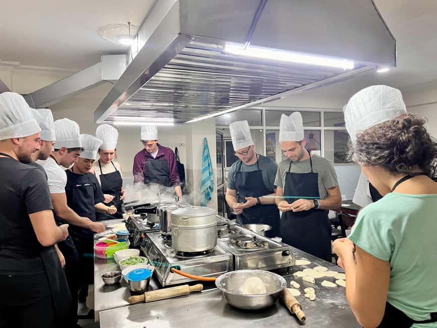 imagen n.º 12 de Katmandú: Clase de cocina nepalí y Momo dirigida por mujeres locales actividad en Katmandú, subida por el proveedor