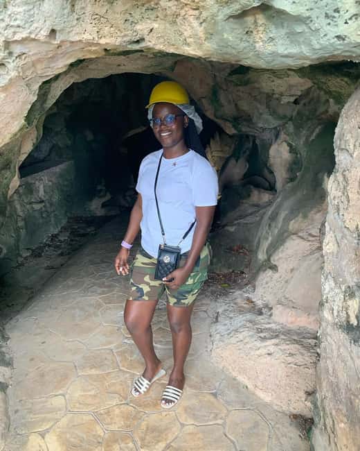 imagem n.12 de Excursão e transporte para as cavernas Green Grotto atividade em Clarendon, carregada pelo fornecedor