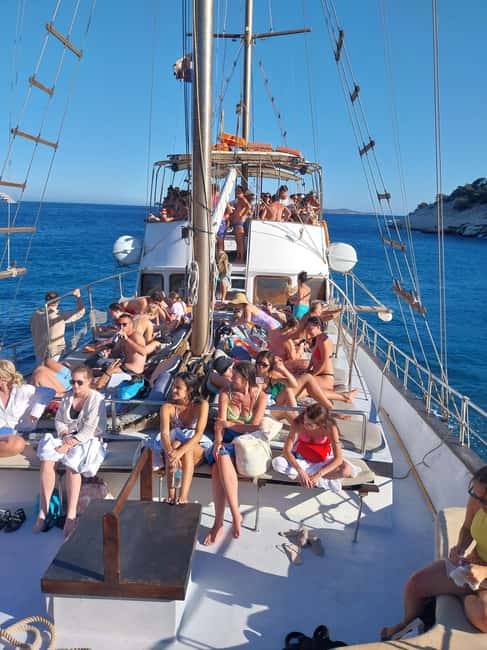 image n.28 of From Ag Anna: Rina's Cave and Ano and Kato Koufonisi Cruise activity in Cyclades, uploaded by supplier
