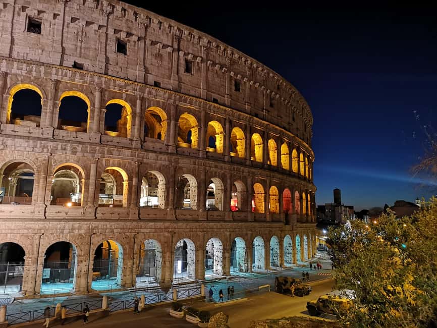 Image N°4 de Rome : Visite nocturne de la Rome antique activité à Rome, publiée par le prestataire