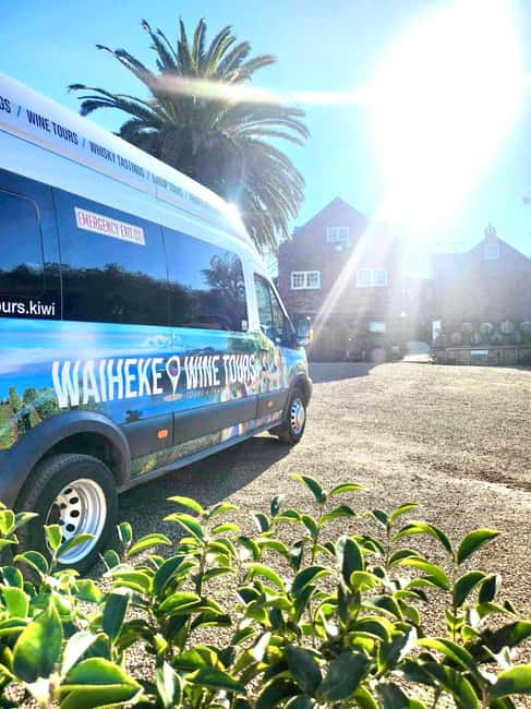 image n.18 of Waiheke Island: Wine Tour + Lunch at Award Winning Venue activity in North Island, uploaded by supplier