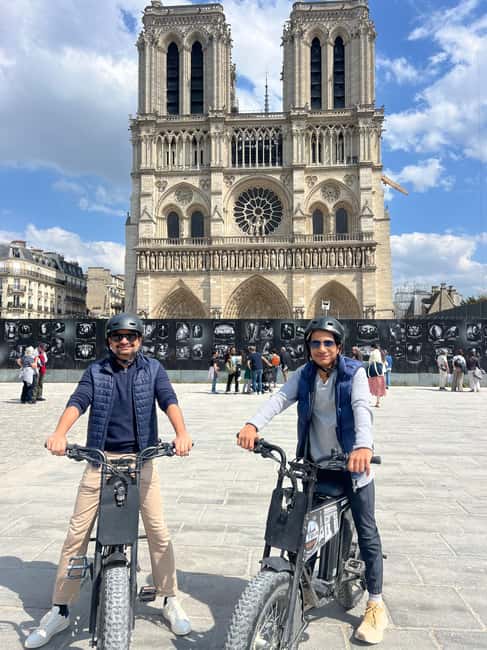 imagem n.9 de Paris: City Tour guiado de bicicleta elétrica atividade em Paris, carregada pelo fornecedor