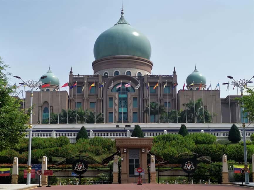 image n.16 of Kuala Lumpur: Putrajaya Tour with Traditional Boat Cruise activity in Putrajaya, uploaded by supplier