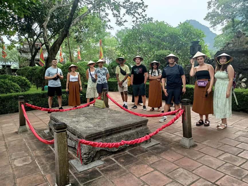 image n.5 of Hanoi/Ninh Binh: 1-Day Tam Coc/Trang An, Hoa Lu & Mua Caves activity in Central Vietnam, uploaded by supplier