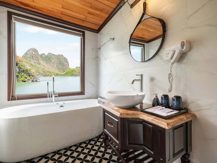 image n.51 of 2-Day: Halong Lan Ha Bay 5 Stars Cruises w/Balcony & Bathtub activity in Ha Long, uploaded by supplier