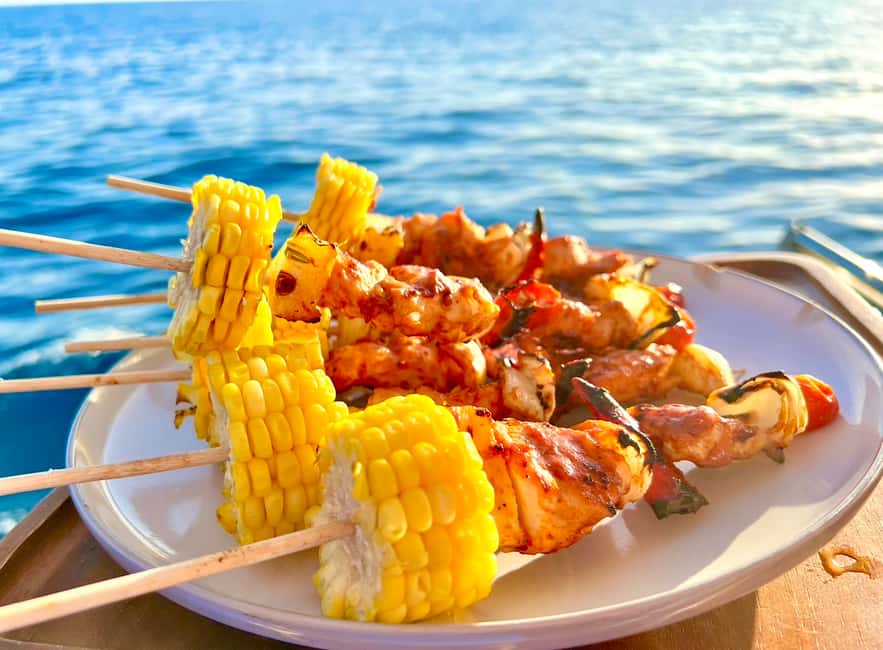 image n.21 of Ko Tao: Tao-Nangyuan Snorkeling Day Trip with Meals & Sunset activity in Ko Tao, uploaded by supplier