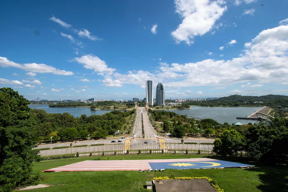 image n.19 of Kuala Lumpur: Putrajaya Tour with Traditional Boat Cruise activity in Putrajaya, uploaded by supplier