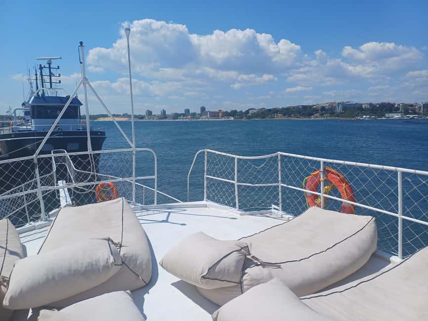 imagen n.º 4 de Desde Obzor: tour en barco de 4 horas con barbacoa y tiempo libre en Nessebar actividad en Nesebar, subida por el proveedor