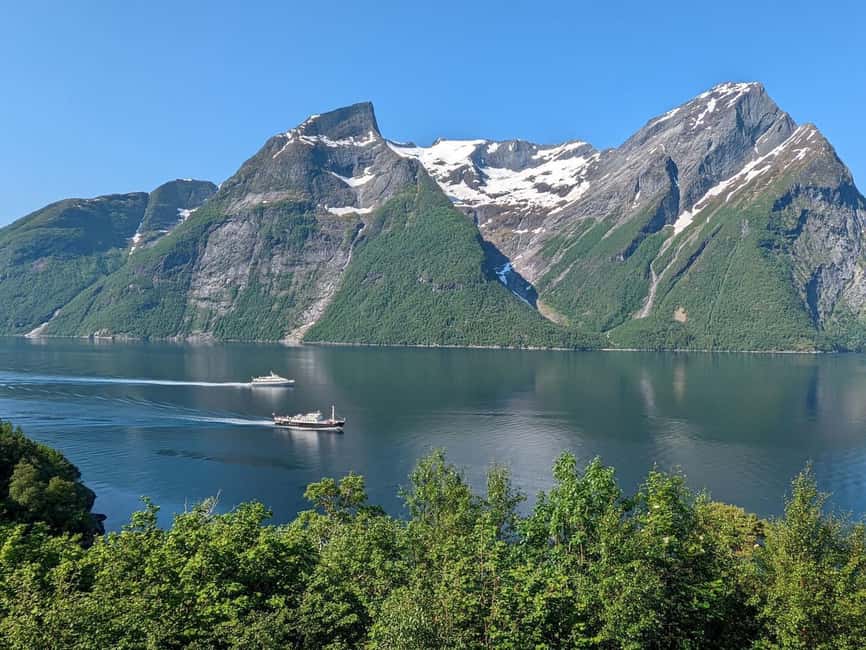 Image N°12 de Croisière dans le fjord Hjørundfjord aller-retour à partir d'Ålesund activité à comté de Møre og Romsdal, publiée par le prestataire