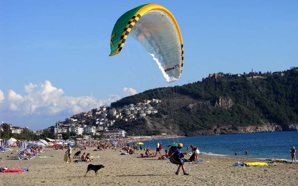 Alanya içindeki Antalya, Belek, Side Alanya'dan Yamaç Paraşütü Deneyimi etkinliğinin tedarikçi tarafından yüklenen 4 no'lu görseli