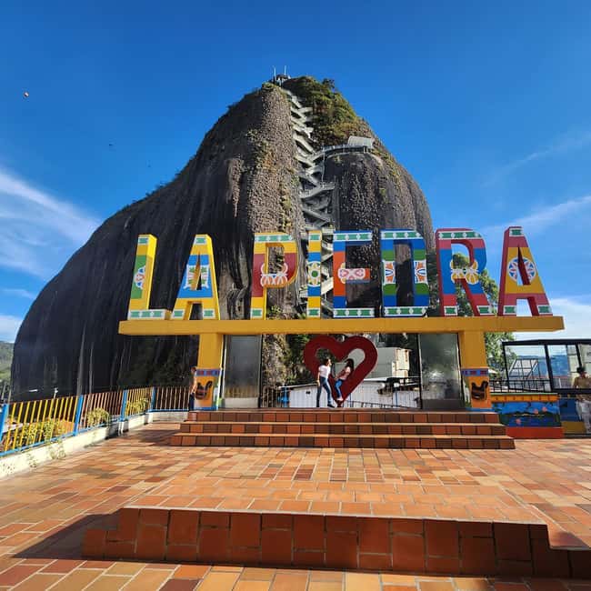 image n.14 of Tour Privado: Guatape Piedra Replica Peñol Alto Chocho Barco activity in El Peñol, uploaded by supplier