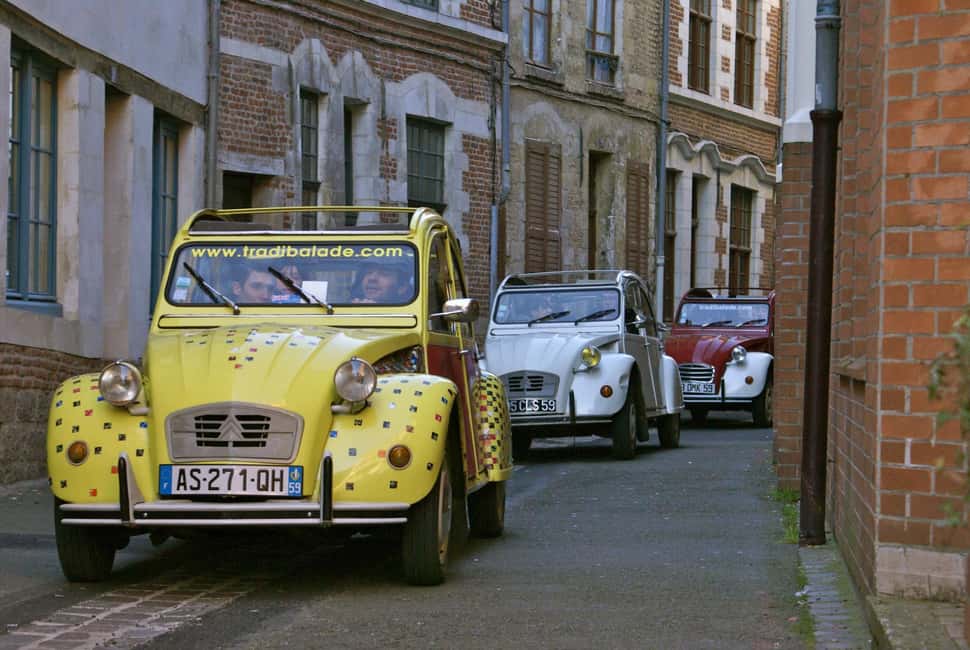 bild nr.2 av Lille körtur med cabriolet Citroen 2CV aktivitet i Lille, uppladdad av arrangören