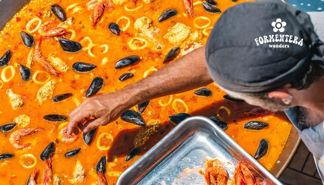 Image N°21 de Ibiza : croisière à Formentera avec paella, open bar et sports nautiques activité à Ibiza (ville), publiée par le prestataire