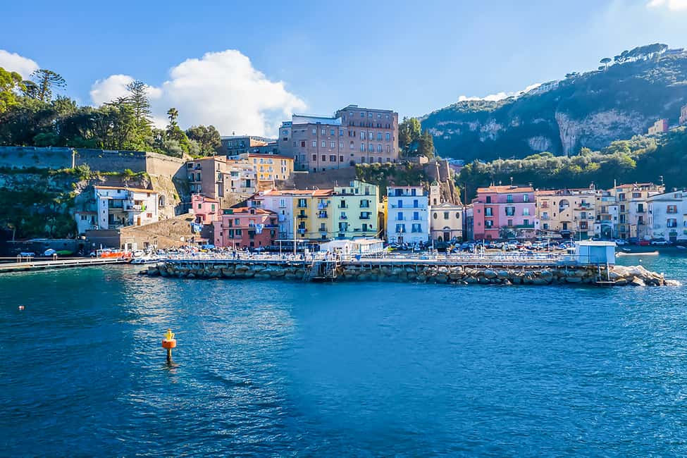 imagem n.4 de Sorrento: cruzeiro turístico com degustação de limoncello atividade em Nerano, Campânia, carregada pelo fornecedor