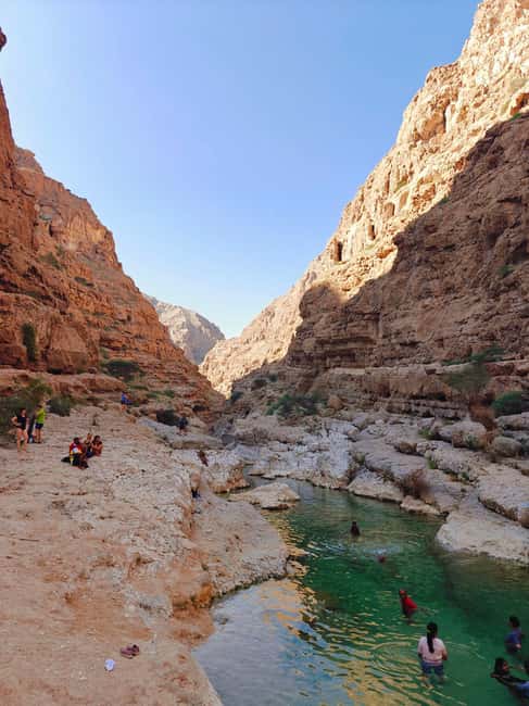 Obraz nr 24 z atrakcji Muscat: Prywatna wycieczka po Wadi Shab i Bimmah Sinkhole + bezpłatny lunch w Al-Mintakat asz-Szarkijja, przesłany przez organizatora