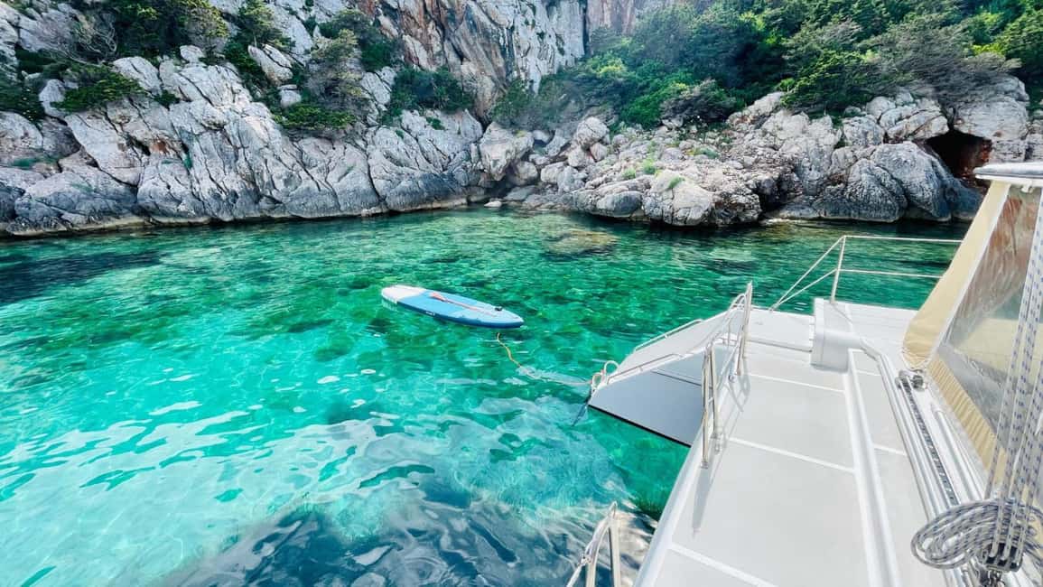 image n.3 of Alghero: Full day on a catamaran in Porto Conte Natural Park activity in Alghero, uploaded by supplier