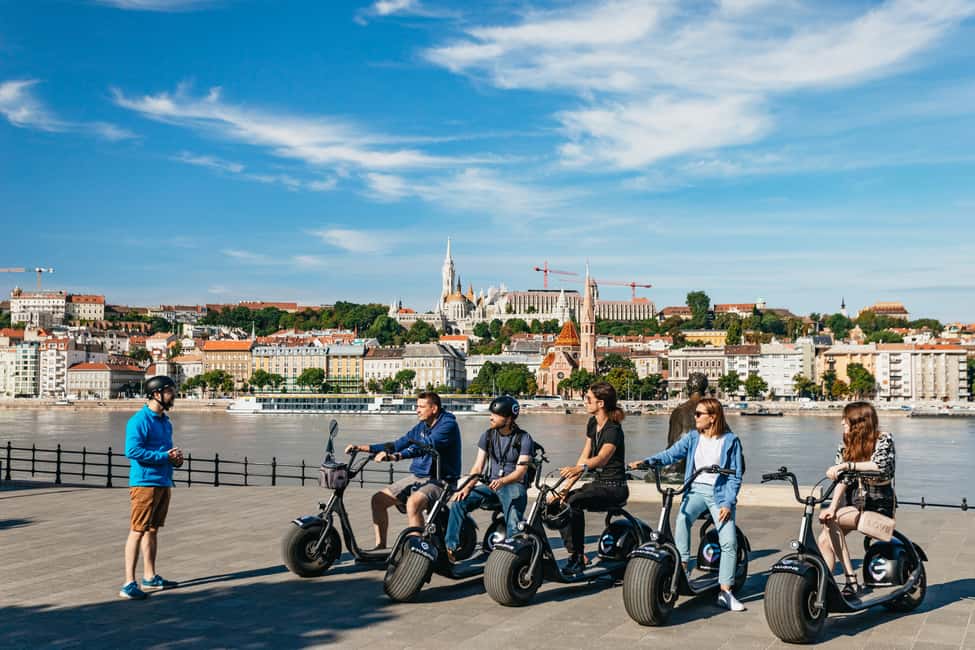 Image N°12 de Budapest : visites en petit groupe en scooter électrique MonsteRoller activité à Budapest, publiée par le prestataire