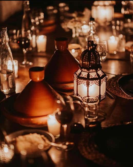 Immagine nº 20 di Marrakesh: Tramonto nel deserto di Agafay, giro in cammello e cena con spettacolo attività a Marrakech, caricata dal fornitore