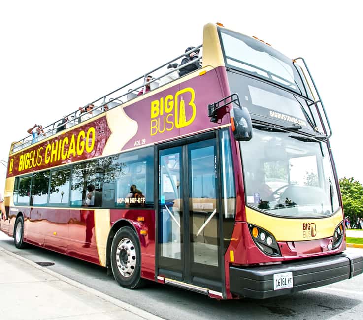 image n.4 of Chicago: Hop-on Hop-off Sightseeing Tour by Open-top Bus activity in Chicago, uploaded by supplier