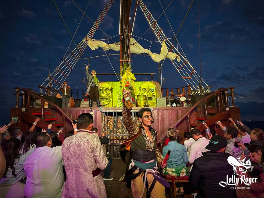 image n.4 of Cancún: Jolly Roger Pirate Dinner Cruise 2025 activity in Quintana Roo, uploaded by supplier