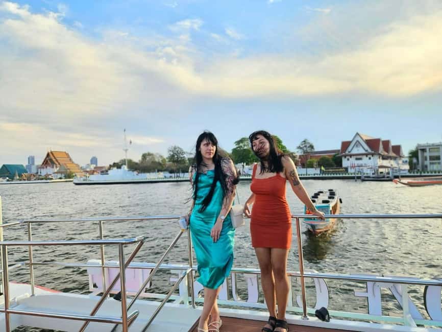 image n.41 of Bangkok: Chao Phraya Booze Cruise With Unlimited Drinks activity in Bangkok, uploaded by supplier