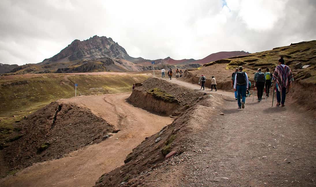 imagem n.30 de Cusco: Tour particular à Montanha Arco-Íris e ao Vale Vermelho atividade em Avanos, carregada pelo fornecedor