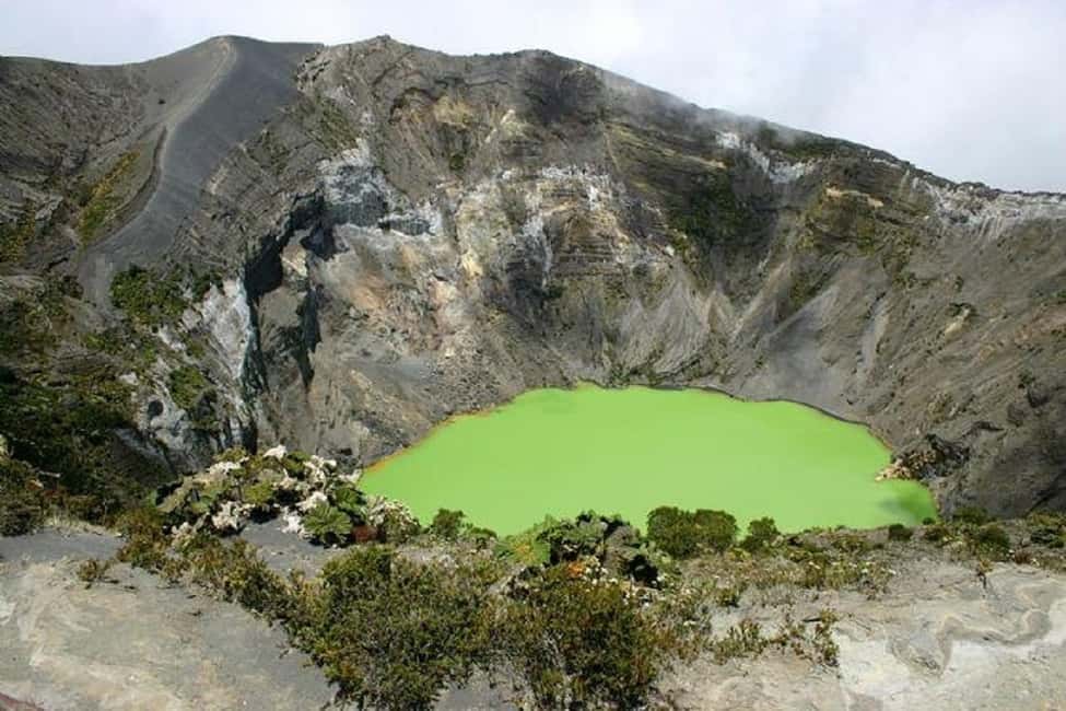 Immagine nº 9 di Da San Jose: Escursione al cratere del vulcano Irazu e viaggio a Cartago attività a Provincia di San José, caricata dal fornitore