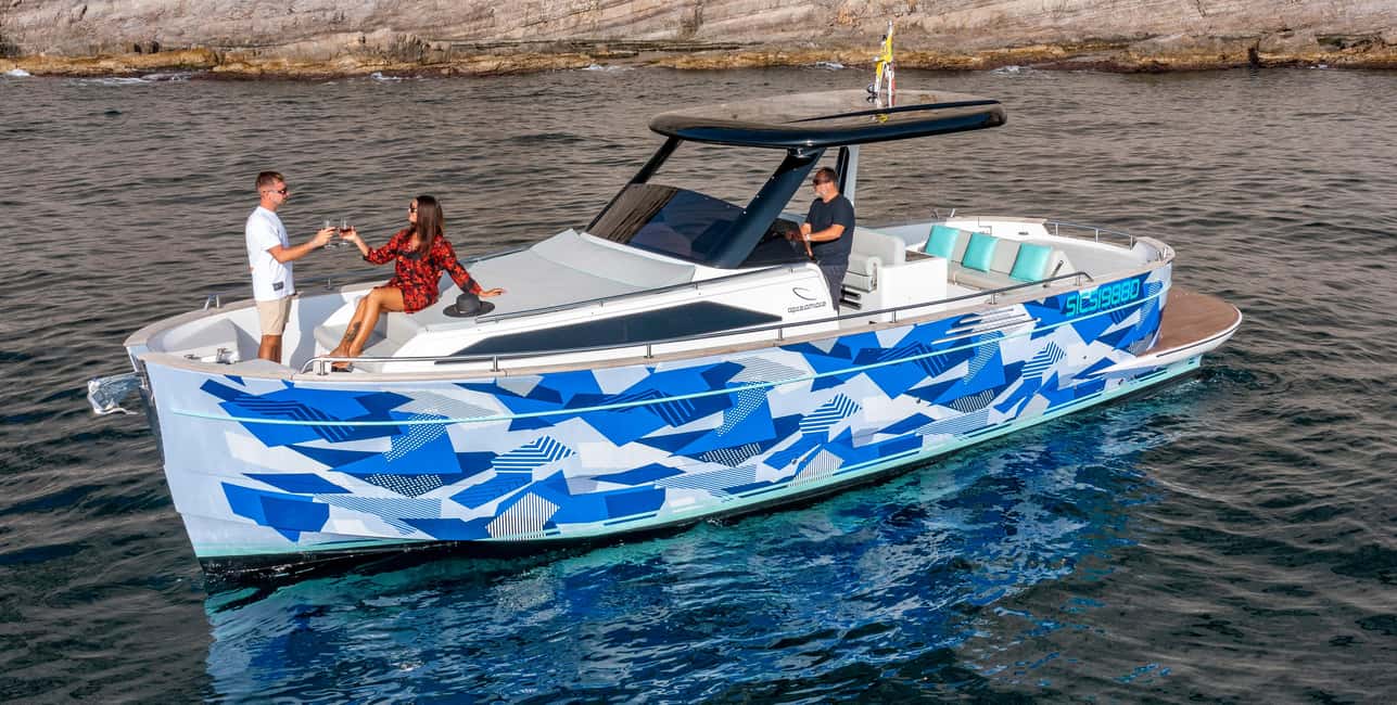 image n.8 of Capri private boat tour from sorrento on Gozzo 35 activity in Anacapri, uploaded by supplier