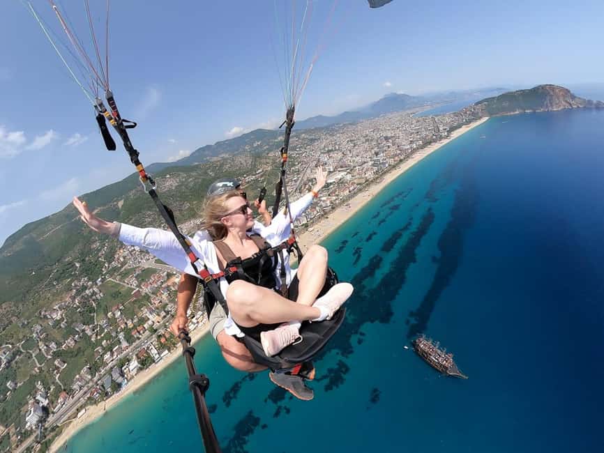 Alanya içindeki Alanya: Kleopatra Plajı'na Tandem Yamaç Paraşütü Uçuşu etkinliğinin tedarikçi tarafından yüklenen 6 no'lu görseli