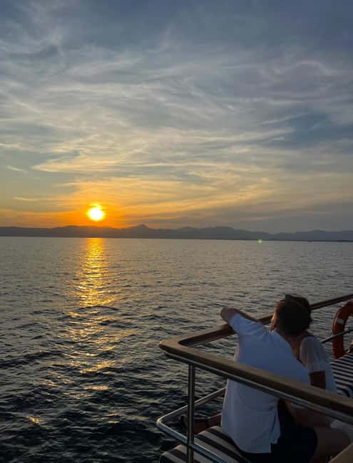 Bild Nr. 8 von Bucht von Palma: Bootstour mit BBQ, Schnorcheln und Sonnenuntergang Option Aktivität in Palma de Mallorca, hochgeladen vom Anbieter
