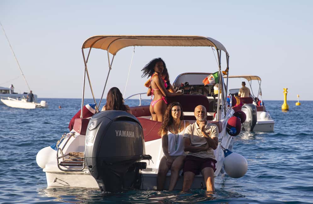 image n.19 of Monopoli: Exclusive Shared Boat Tour activity in Polignano a Mare, uploaded by supplier