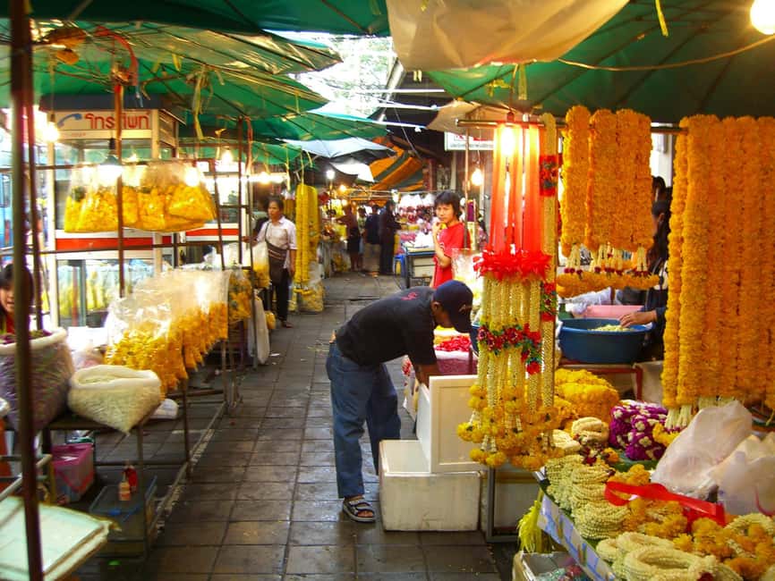 image n.3 of Bangkok with a Private Car and Driver Customizable Tours activity in Bangkok, uploaded by supplier