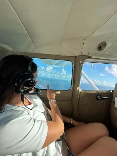 image n.20 of Miami Beach: South Beach Private Airplane Tour with Drinks activity in Miami, uploaded by supplier