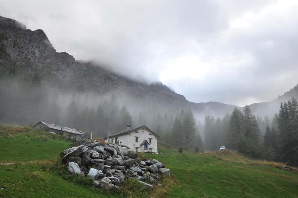 image n.2 of THE DEER'S SONG activity in Aosta, uploaded by supplier