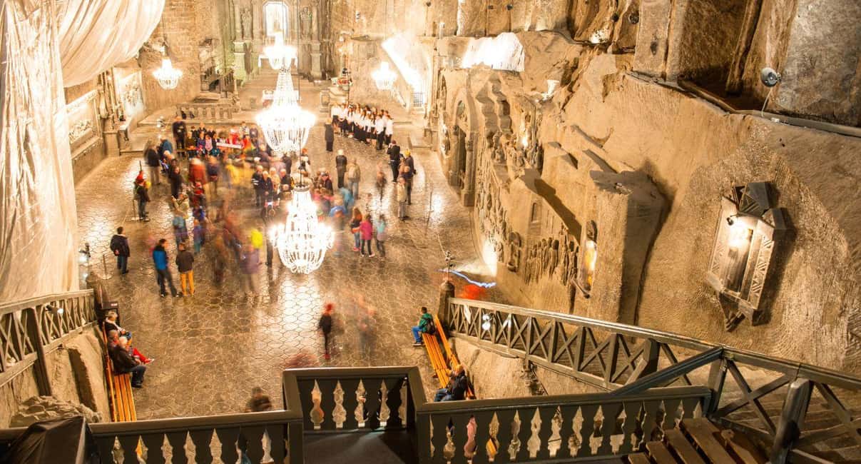 Immagine nº 4 di Da Varsavia: Tour guidato alla Miniera di Sale di Wieliczka e a Cracovia attività a Wieliczka, caricata dal fornitore