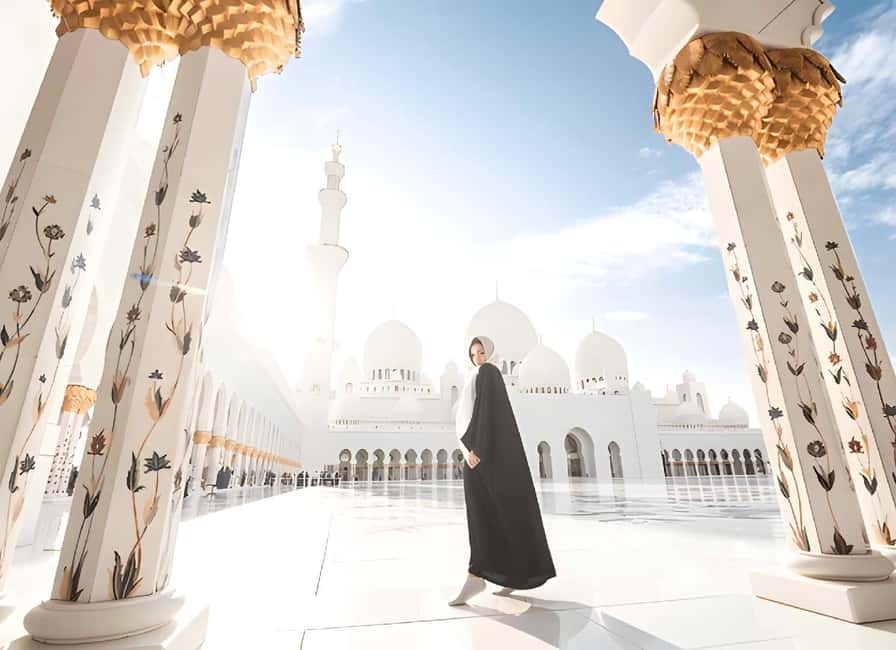 image n.3 of Dubai: Sheikh Zayed Mosque & Ferrari World Entry w/ Transfer activity in Abu Dhabi, uploaded by supplier