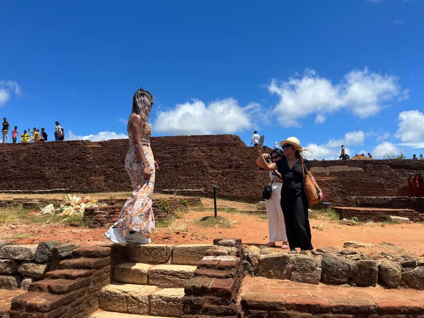 image n.8 of Discover the Best of Sri Lanka in 2 Days activity in Sigiriya, uploaded by supplier