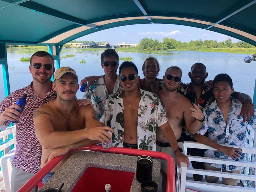 Immagine nº 6 di New Orleans: BYOB Tiki Boat Bayou Party e tour della fauna selvatica attività a New Orleans, caricata dal fornitore