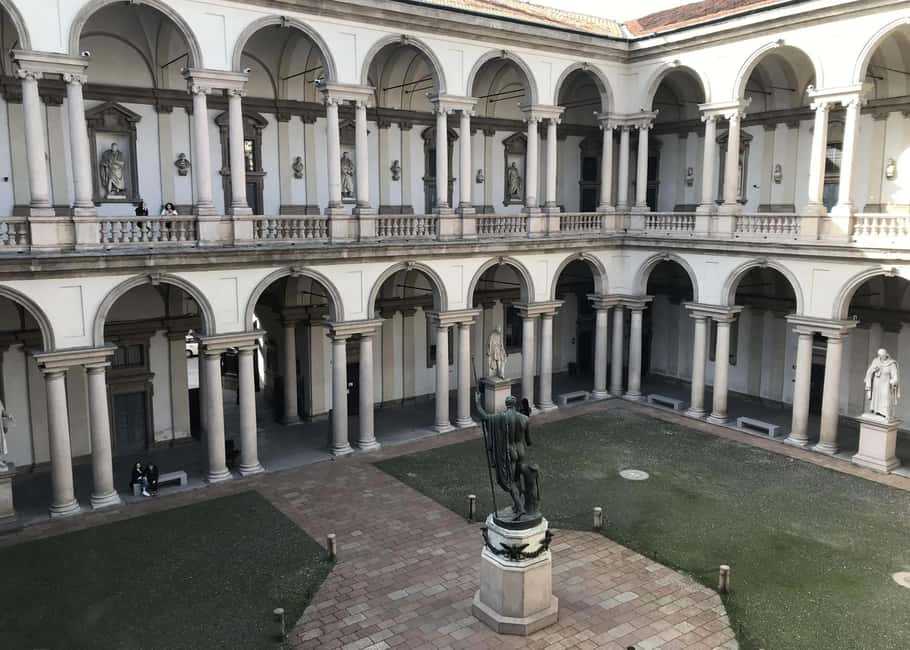 Immagine nº 7 di Tour della Galleria di Brera e passeggiata nel quartiere storico di Brera attività a Milano, caricata dal fornitore