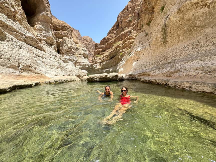 Immagine nº 7 di Le gemme nascoste dell'Oman: Wadi Shab e Bimmah Sinkhole attività a Regione al-Sharqiyya, caricata dal fornitore