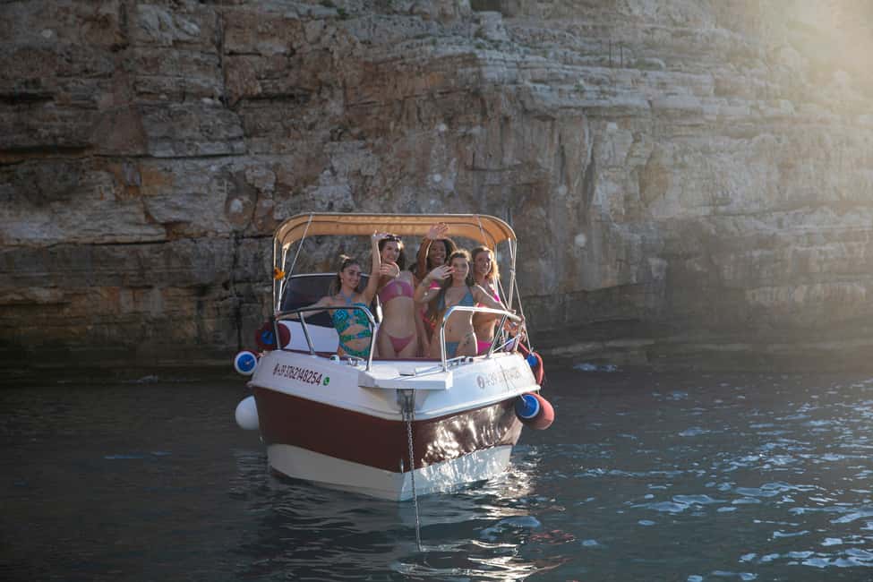 image n.56 of Monopoli: Exclusive Shared Boat Tour activity in Polignano a Mare, uploaded by supplier