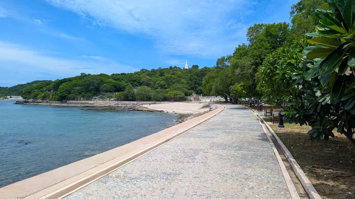Bild Nr. 28 von Von Pattaya aus: Tagestour Koh Sichang Island mit Tuktuk Tour Aktivität in Bangkok, hochgeladen vom Anbieter