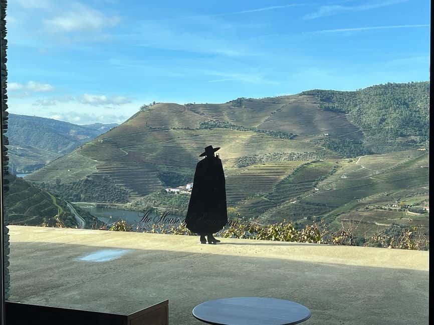 Image N°36 de Depuis Porto : Vallée du Douro avec vignobles, déjeuner et excursion en bateau activité à Région Nord, Portugal, publiée par le prestataire